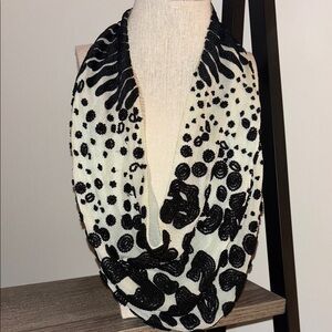 Elegant Black and White Women's Scarf